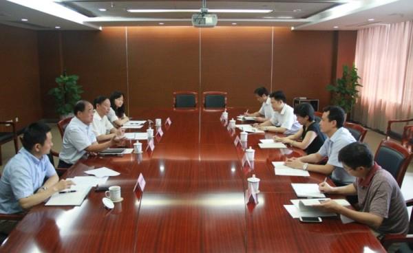 团省委万闻华书记一行到黄色漫画
调研