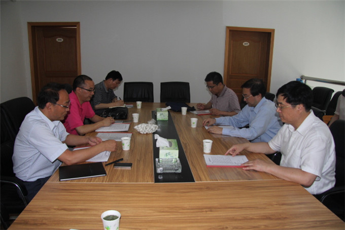 周勇到苏豪蚕种公司等企业开展“三严三实”专题调研