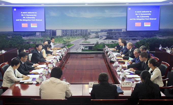 白俄罗斯莫吉廖夫州州长一行到访黄色漫画
