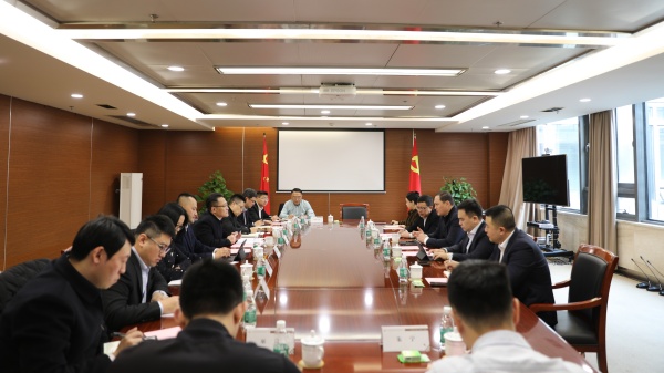 哈萨克斯坦贸易政策发展中心总经理热尼斯·沃赛尔拜一行到访黄色漫画
_副本.jpg