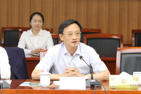 1719211523409835.jpg 老领导发言3_副本.jpg